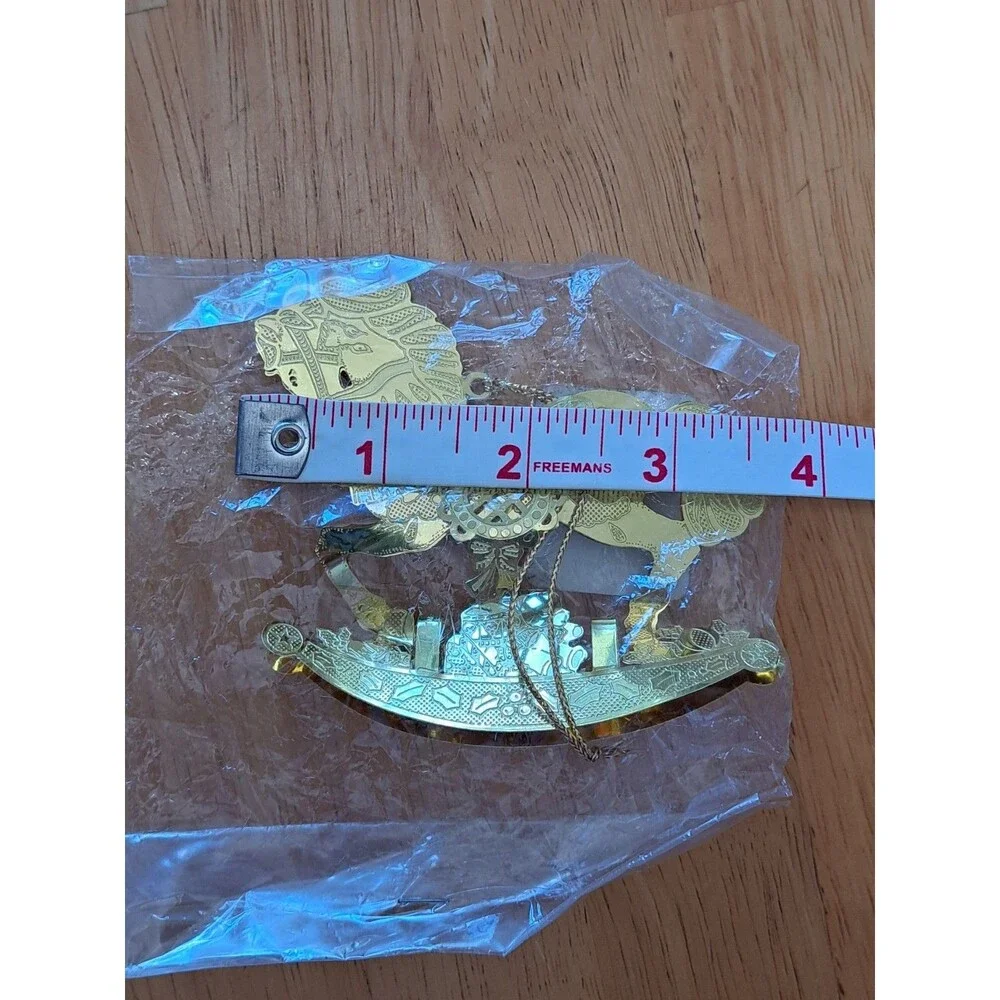 N/A gold tone